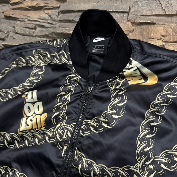 NIKE Sportswear Synthetic Fill Icon Clash Bomber Jacket Womens Large Black Gold - Picture 3 of 11